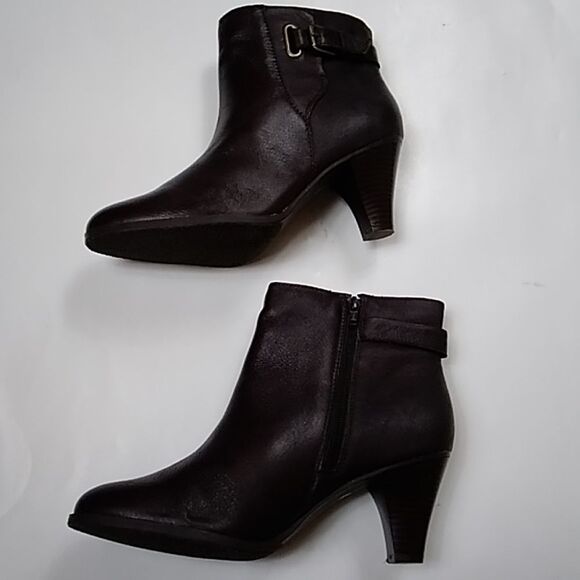ST.JOHNS BAY EST 1984 LEATHER UPPER WOMEN SHOES BOOTS SIZE 10M - Picture 3 of 10